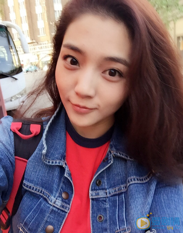 尹航卖萌照 尹航高清写真_尹航高清剧照