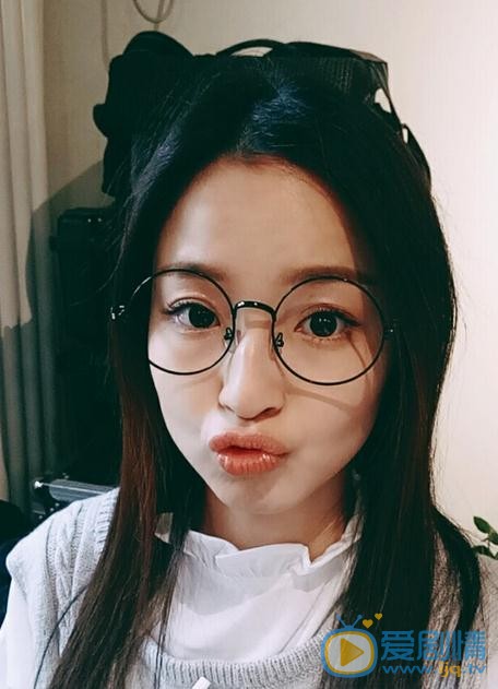 蒋毓玮生活照 蒋毓玮高清写真_蒋毓玮高清剧照