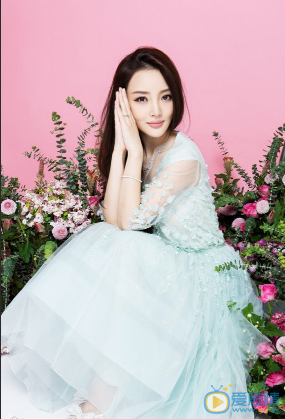 李小璐写真 李小璐高清写真_李小璐高清剧照