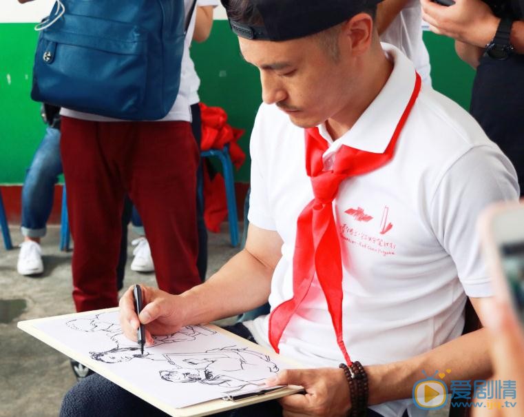 耿乐公益活动照 耿乐高清写真_耿乐高清剧照