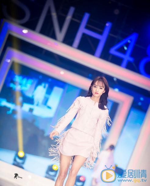 黄婷婷演唱会照 黄婷婷高清写真_黄婷婷高清剧照