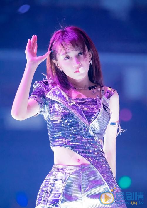 黄婷婷演唱会照 黄婷婷高清写真_黄婷婷高清剧照