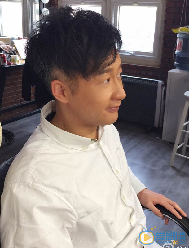  欢乐颂2樊胜美哥哥是谁演的？樊胜美哥哥扮演者岳旸个人资料及生活照欣赏