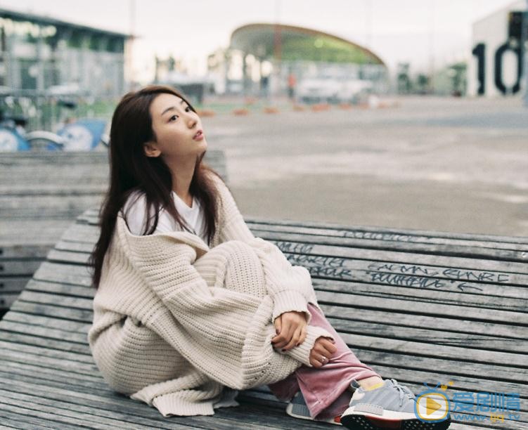 赵艺街拍写真 赵艺高清写真_赵艺高清剧照