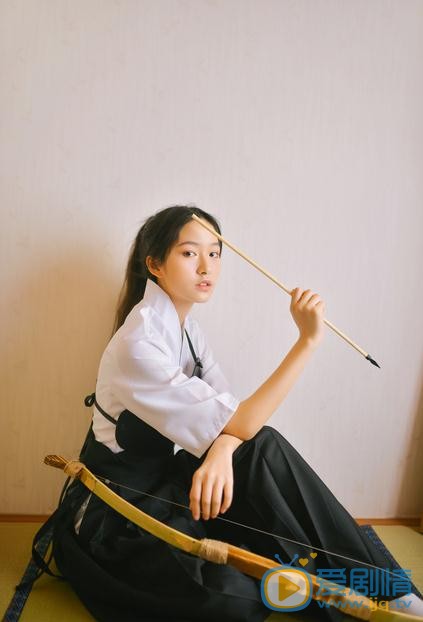 杨肸子道服写真 杨肸子高清写真_杨肸子高清剧照