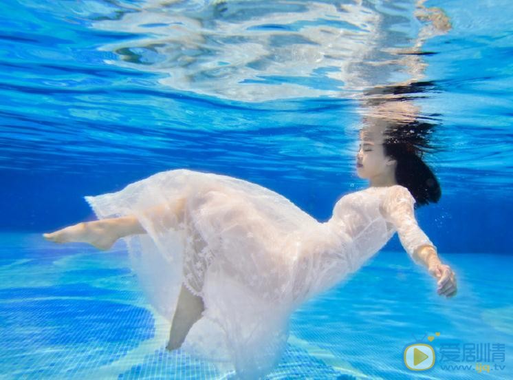 熊玉婷水中写真 熊玉婷高清写真_熊玉婷高清剧照
