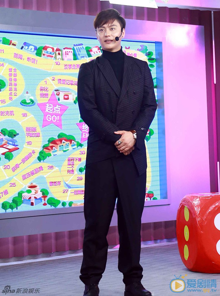 侯京健活动照 侯京健高清写真_侯京健高清剧照
