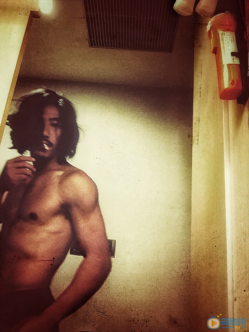 江奇霖肌肉大片 江奇霖高清写真_江奇霖高清剧照