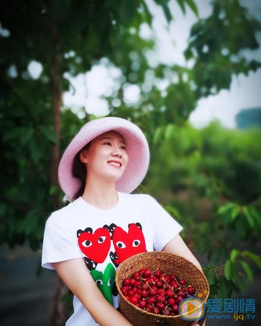 杨淇旅游照 杨淇高清写真_杨淇高清剧照