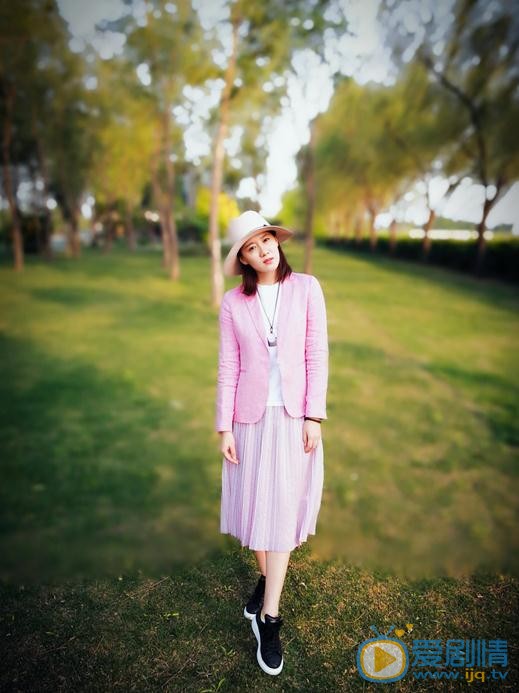 杨淇旅游照 杨淇高清写真_杨淇高清剧照