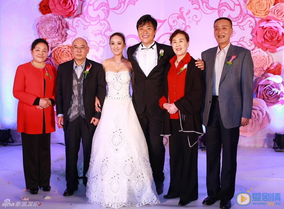 张桐结婚照 张桐高清写真_张桐高清剧照