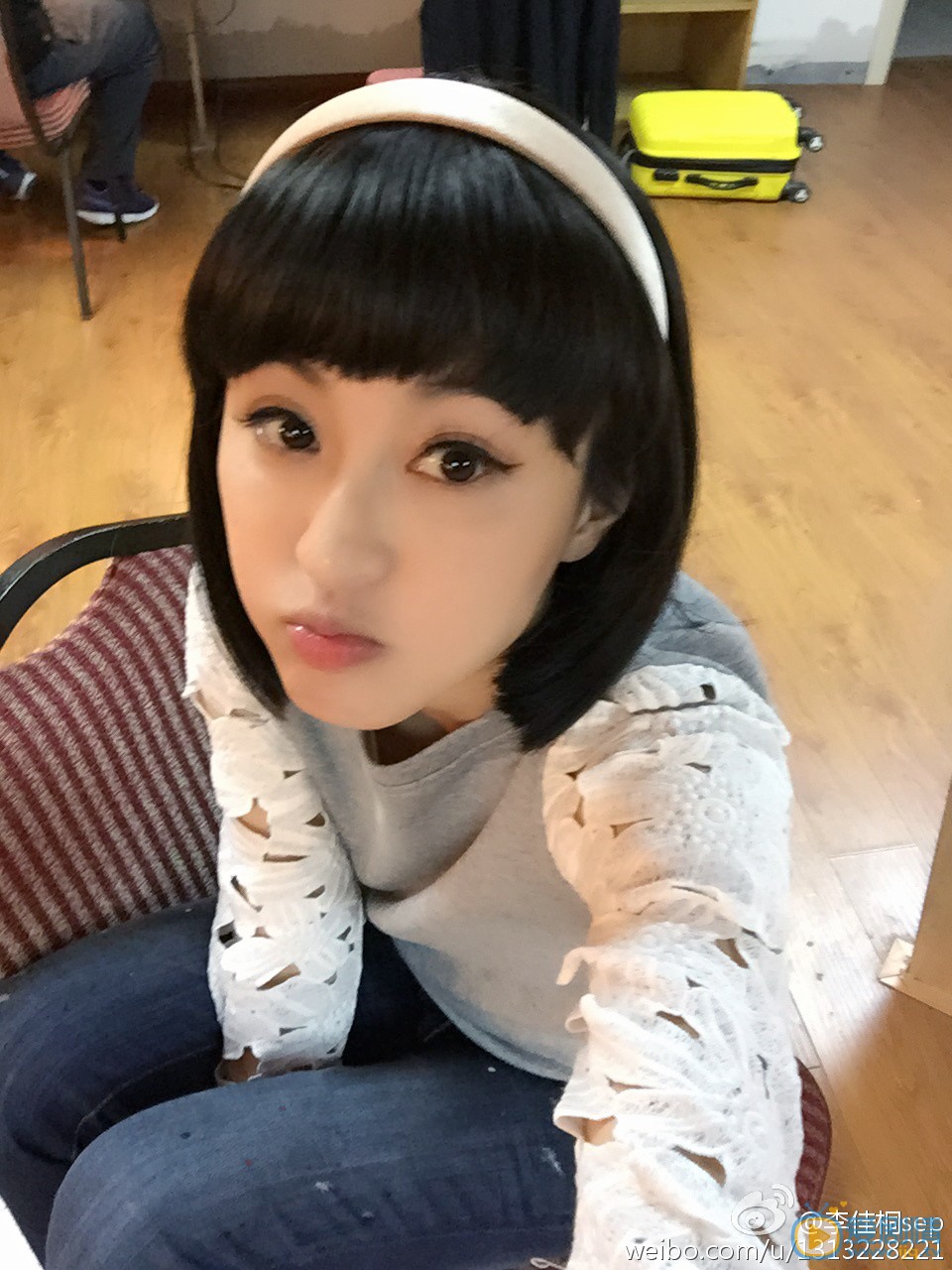 李佳桐卖萌照 李佳桐高清写真_李佳桐高清剧照