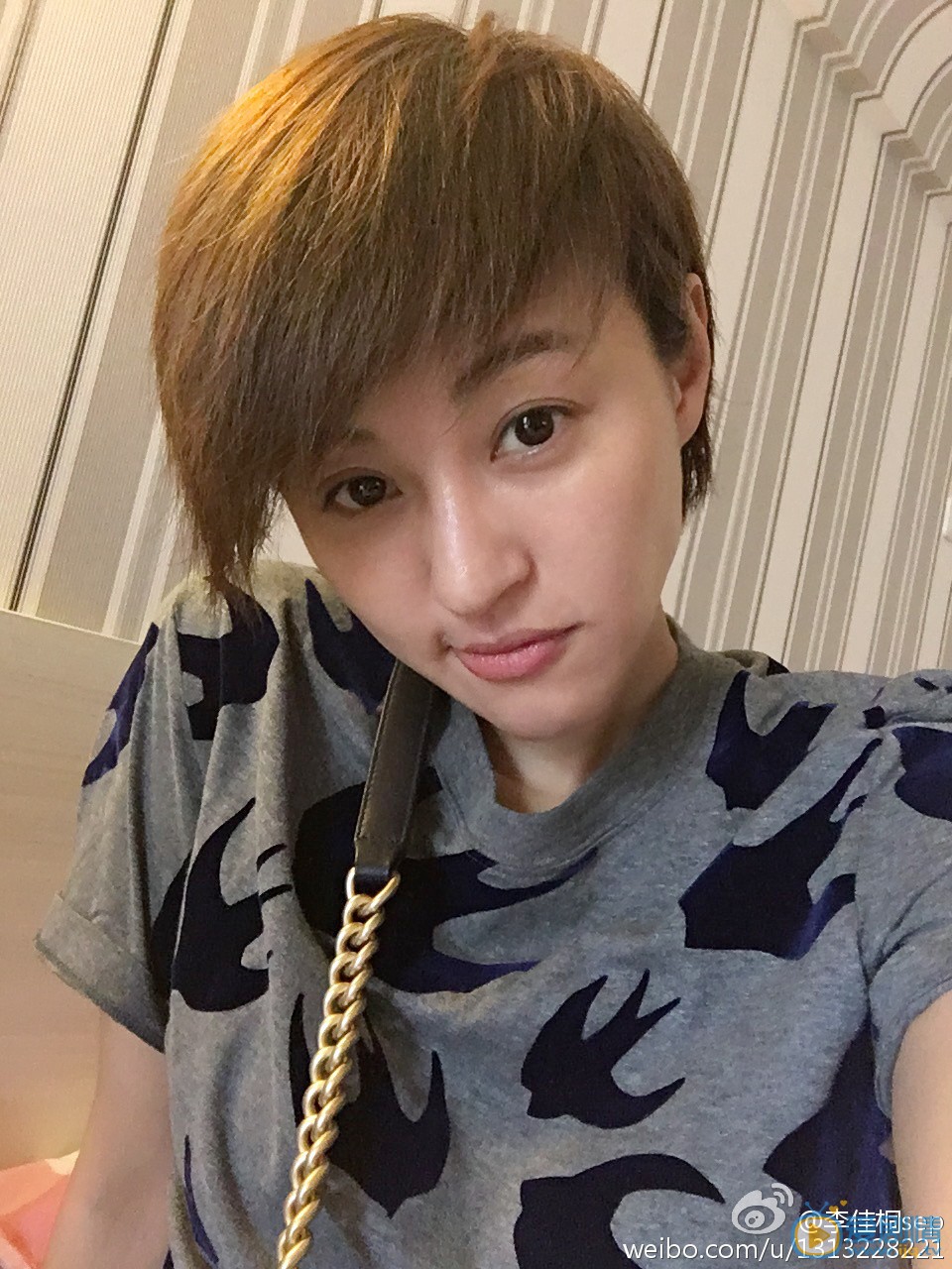 李佳桐生活照 李佳桐高清写真_李佳桐高清剧照