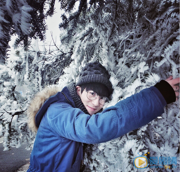 尼利特龙生活照 尼利特龙高清写真_尼利特龙高清剧照