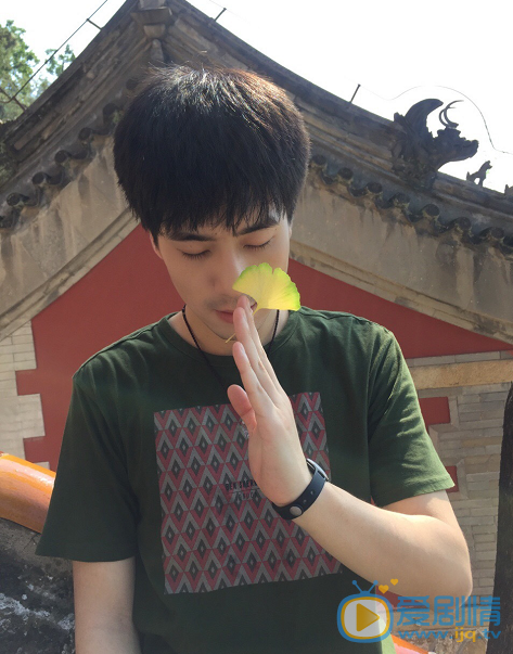 尼利特龙搞笑照 尼利特龙高清写真_尼利特龙高清剧照