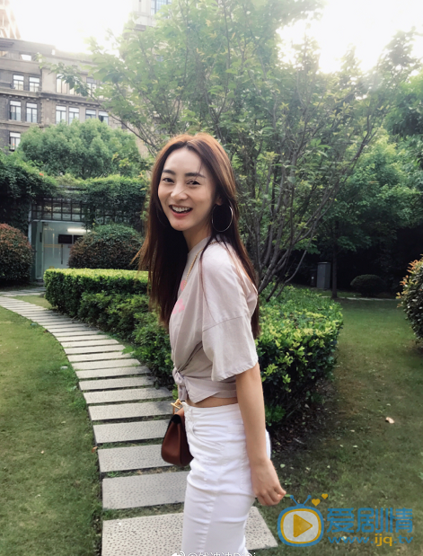 钱迪迪卖萌照 钱迪迪高清写真_钱迪迪高清剧照