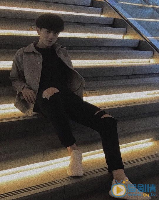 王旭东生活照 王旭东高清写真_王旭东高清剧照