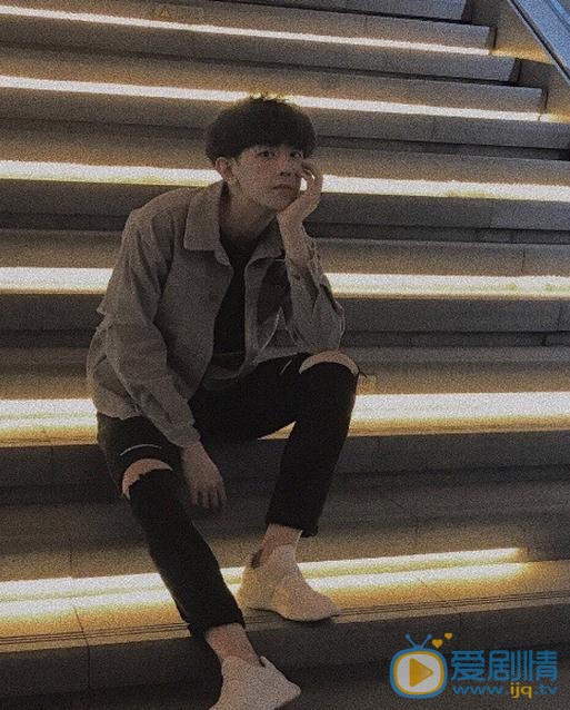 王旭东生活照 王旭东高清写真_王旭东高清剧照