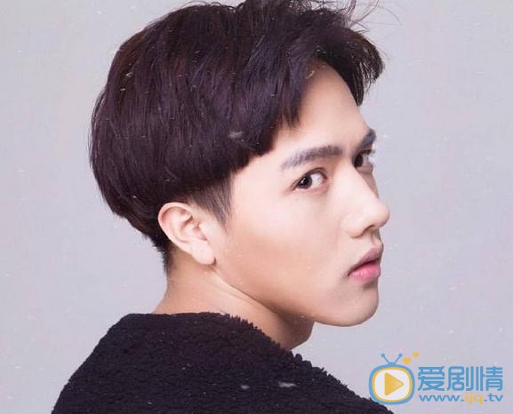 王宇威帅气写真 王宇威高清写真_王宇威高清剧照