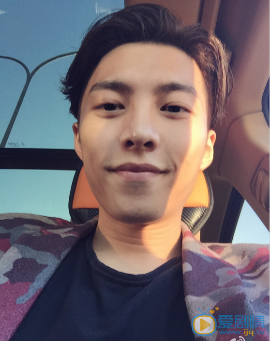 卜康生活照 卜康高清写真_卜康高清剧照
