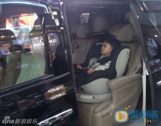 陈豪全家福 陈豪高清写真_陈豪高清剧照