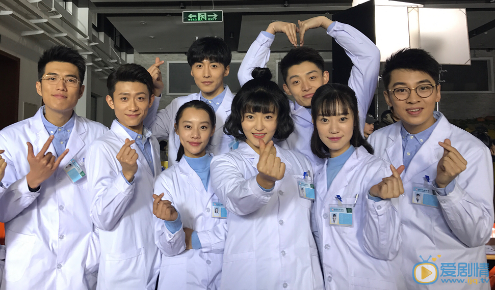 魏健隆《春风十里不如你》剧照 魏健隆高清写真_魏健隆高清剧照