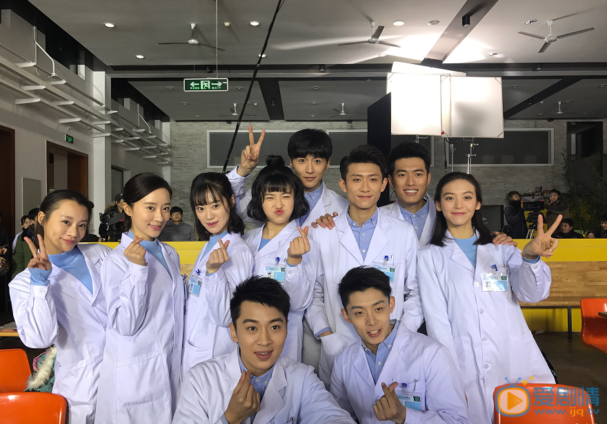 魏健隆《春风十里不如你》剧照 魏健隆高清写真_魏健隆高清剧照