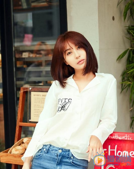 李菲儿休闲街拍 李菲儿高清写真_李菲儿高清剧照