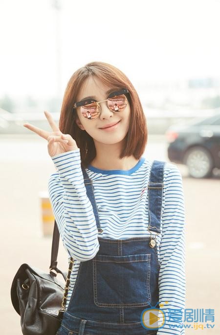 李菲儿机场照 李菲儿高清写真_李菲儿高清剧照