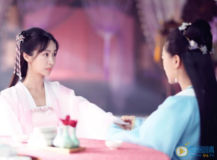 李菲儿《龙凤店传奇》剧照 李菲儿高清写真_李菲儿高清剧照