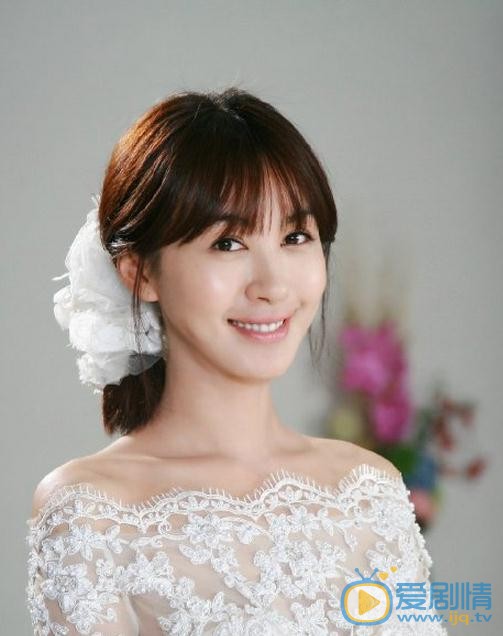 李菲儿《远得要命的爱情》剧照 李菲儿远得要命的爱情剧照