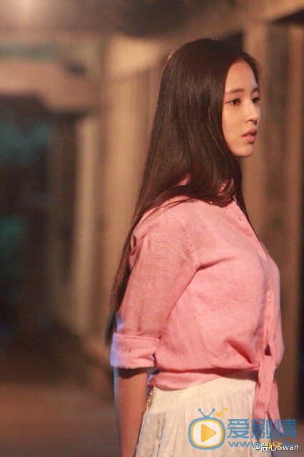 温心《怒放之青春再见》剧照 温心高清写真_温心高清剧照