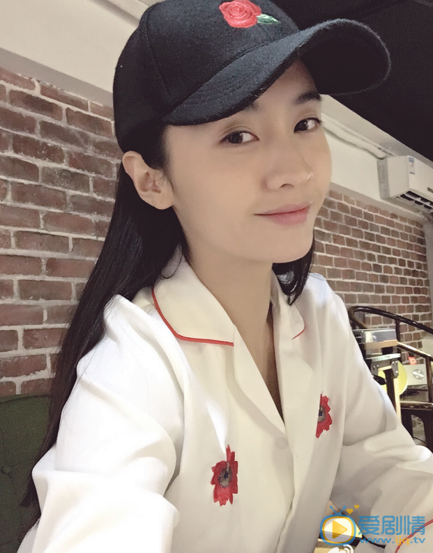 何昕霖生活照 何昕霖高清写真_何昕霖高清剧照