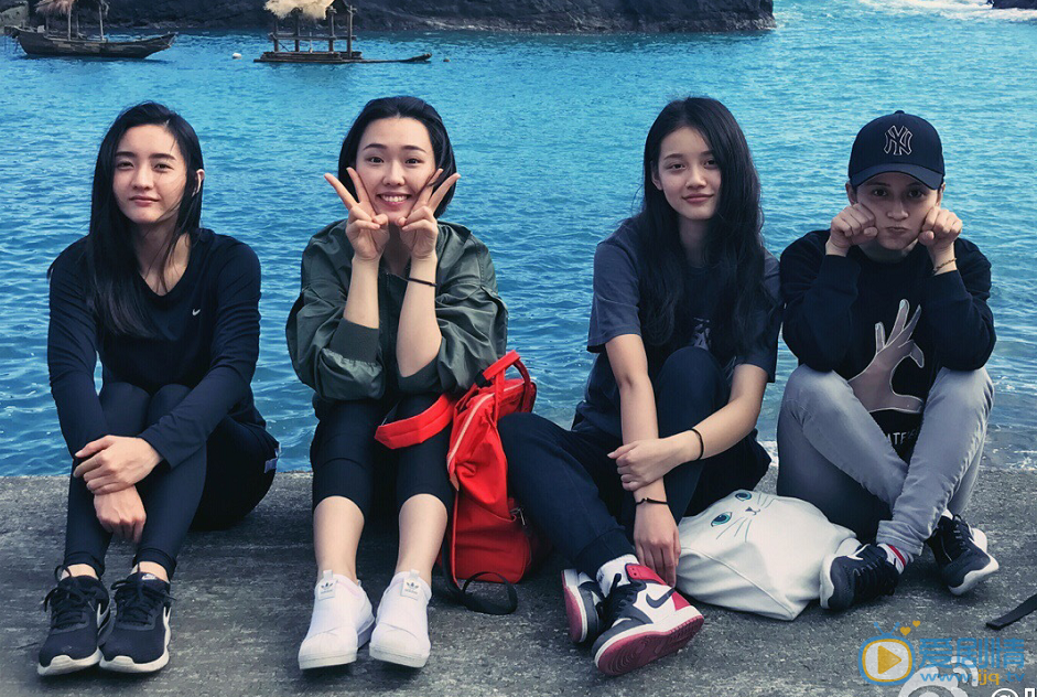 何昕霖生活照 何昕霖高清写真_何昕霖高清剧照