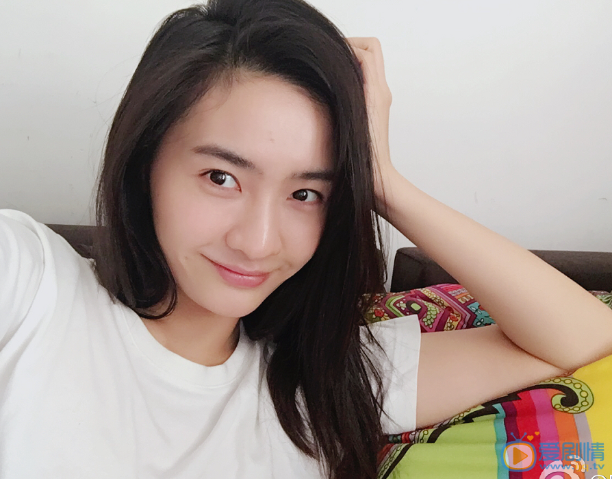 何昕霖生活照 何昕霖高清写真_何昕霖高清剧照