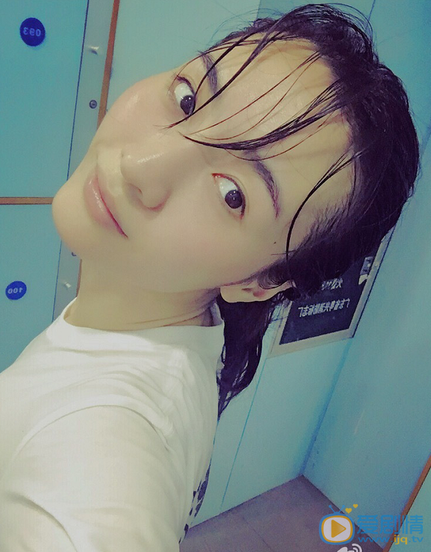 何昕霖生活照 何昕霖高清写真_何昕霖高清剧照