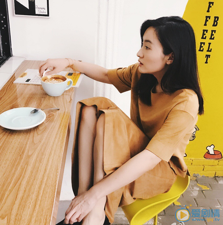 何昕霖生活照 何昕霖高清写真_何昕霖高清剧照