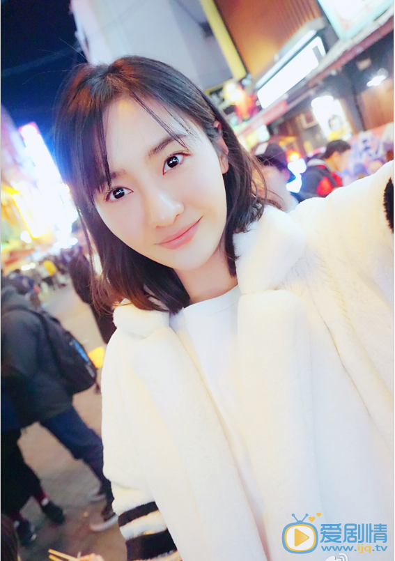 何昕霖生活照 何昕霖高清写真_何昕霖高清剧照