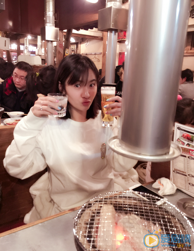 何昕霖生活照 何昕霖高清写真_何昕霖高清剧照