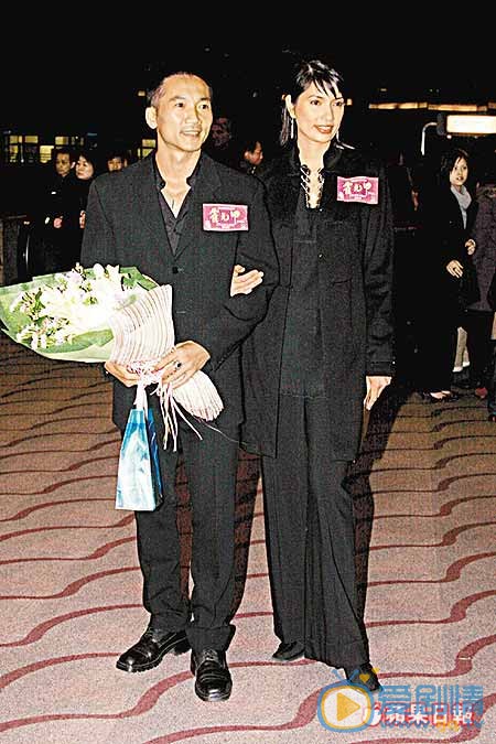 邹兆龙全家福 邹兆龙高清写真_邹兆龙高清剧照