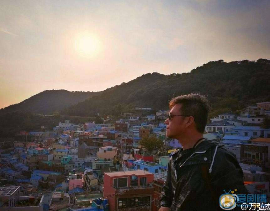 万弘杰生活照 万弘杰高清写真_万弘杰高清剧照