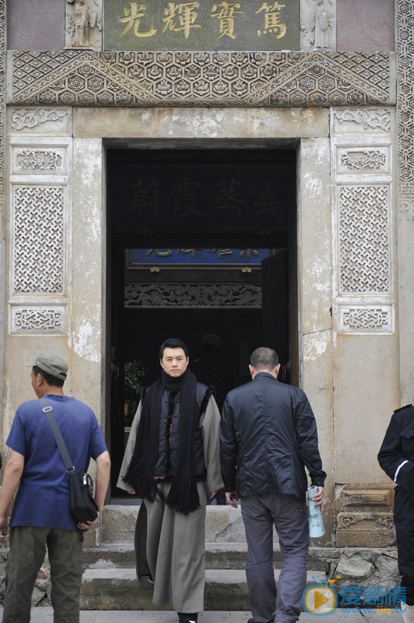 万弘杰《大瓷商》剧照 万弘杰高清写真_万弘杰高清剧照