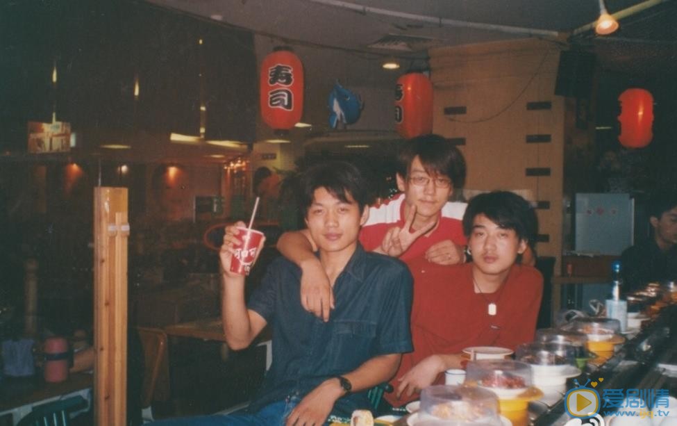 吴亚衡童年青涩照 吴亚衡高清写真_吴亚衡高清剧照
