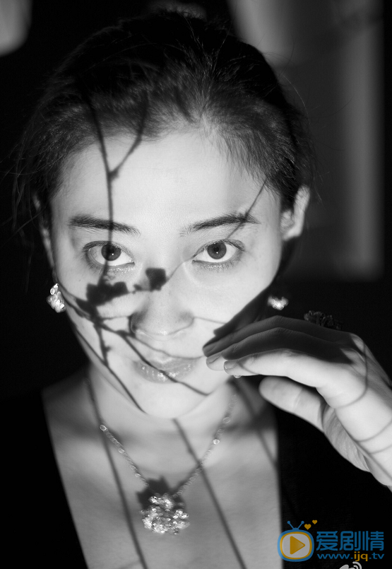 梅婷黑白写真 梅婷高清写真_梅婷高清剧照
