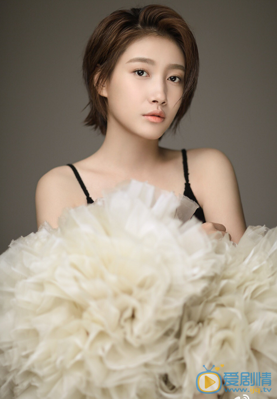 啜妮个人写真 啜妮高清写真_啜妮高清剧照