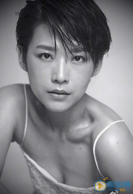 吕晓霖黑白写真 吕晓霖高清写真_吕晓霖高清剧照