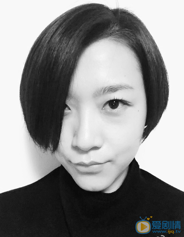 吕晓霖黑白写真 吕晓霖高清写真_吕晓霖高清剧照