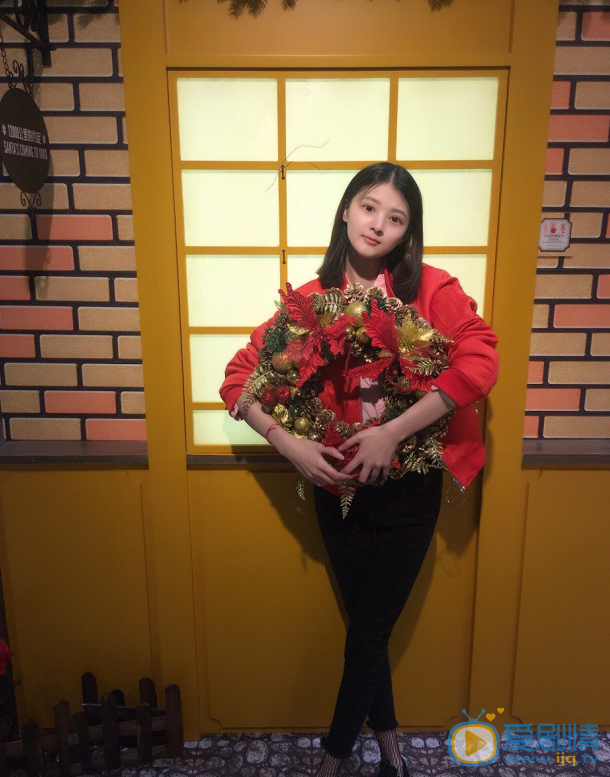 张潘靓子生活照 张潘靓子高清写真_张潘靓子高清剧照