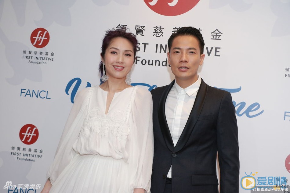 杨千嬅夫妻同框照 杨千嬅高清写真_杨千嬅高清剧照