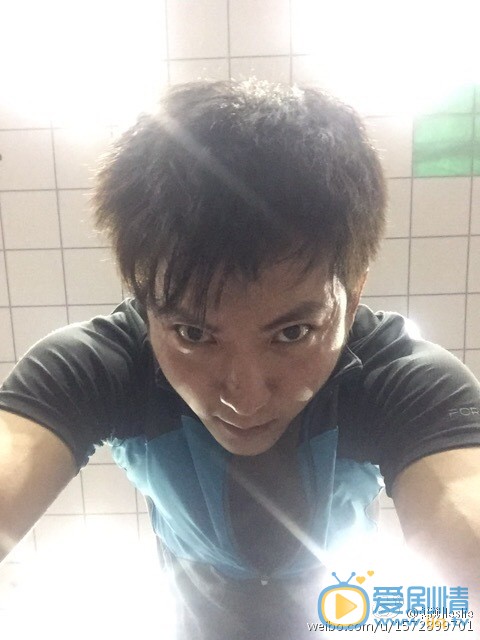 韩朔健身照 韩朔高清写真_韩朔高清剧照